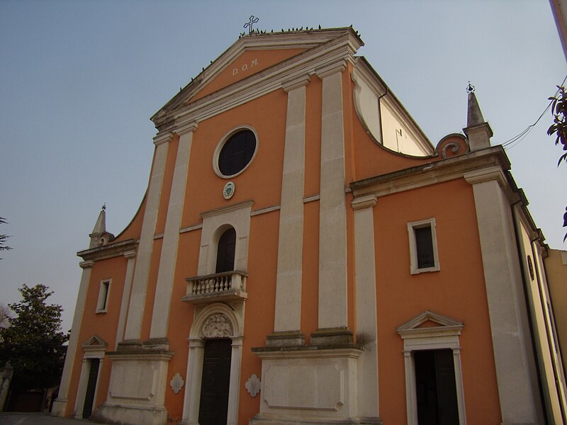 File:Chiesa Arcipretale di San Giorgio - Bergantino - Rovigo - Italia.jpg
