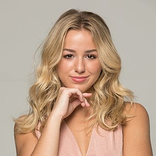 <span class="mw-page-title-main">Chloé Lukasiak</span> American dancer and reality television personality (born 2001)