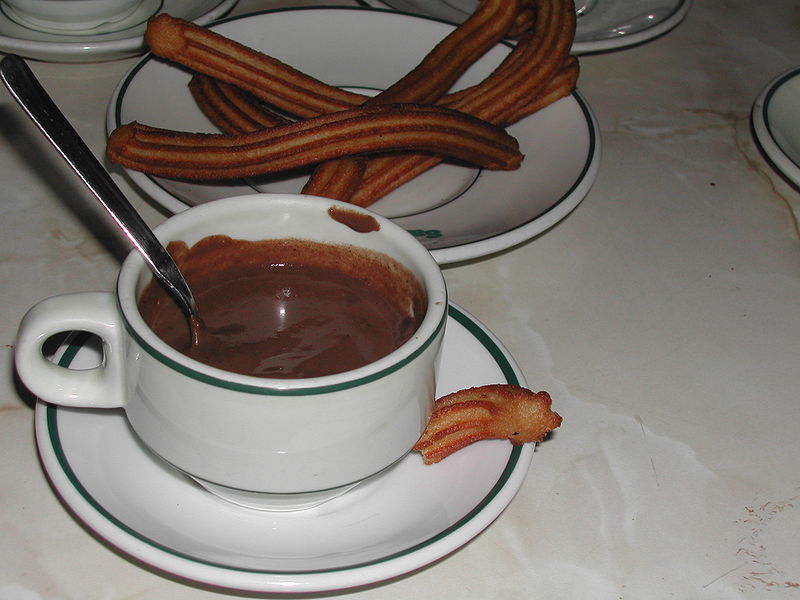 File:Chocolate-con-churros.jpg