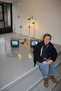 <span class="mw-page-title-main">Chris Meigh-Andrews</span>