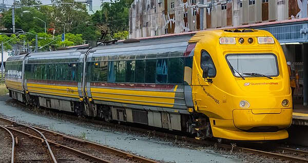 "City of Maryborough" at Roma Street station