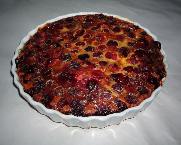 File:Clafoutis.JPG