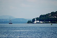 Cloch Point Lighthouse Cloch lighthouse.jpg