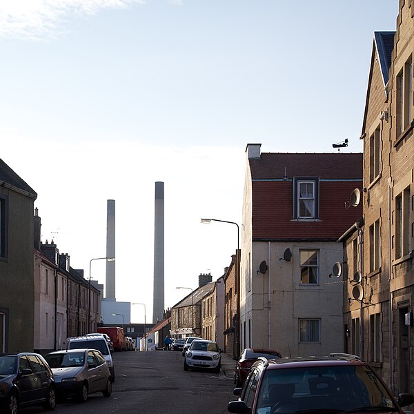 File:Cockenzie Power Station (16526930194).jpg