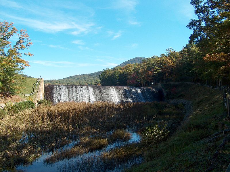 File:DO - Upper Spillway (4073271191).jpg