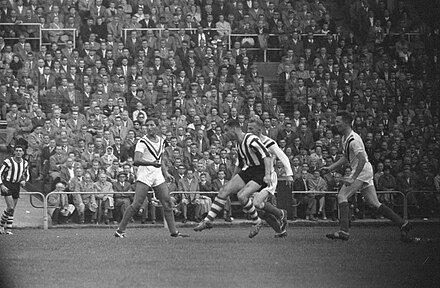 Coen Dillen playing for PSV in 1959. He scored 288 league goals for PSV, including 43 in the 1956–57 season – a domestic record until this day.