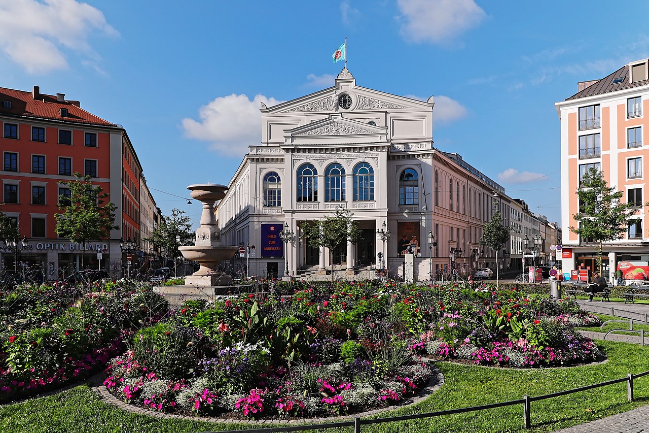 File:Das Staatstheater am Gärtnerplatz 02.jpg - Wikimedia Commons