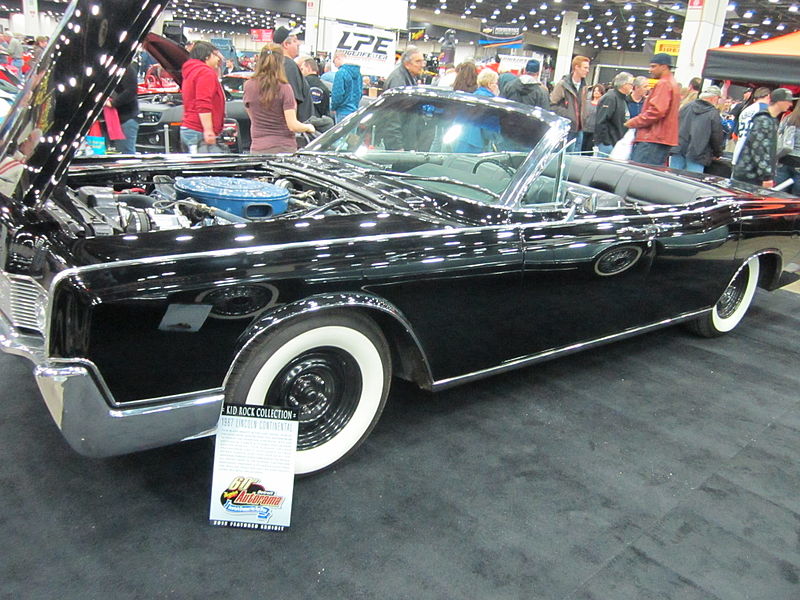 File:Detroit Autorama 2012, Lincoln from Kid Rock's Collection.JPG