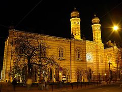 Esterno della Sinagoga grande di Budapest