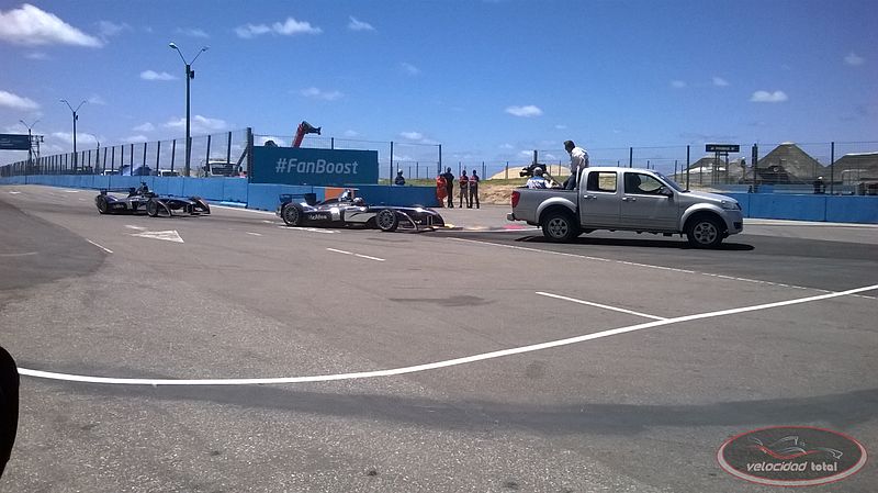 File:Dragon Racing Punta del Este ePrix 2014 19.jpg