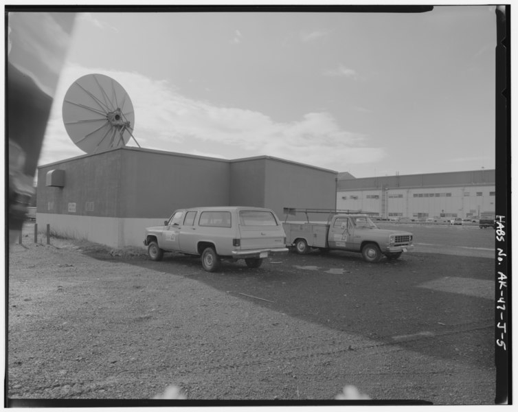 File:EXTERIOR VIEW LOOKING SOUTH - Kodiak Naval Operating Base, Paint Shed, U.S. Coast Guard Station, Kodiak, Kodiak Island Borough, AK HABS AK,12-KODI,2J-5.tif