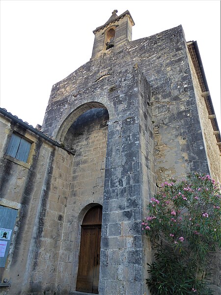 File:Eglise de Saint-Bonnet-du-Gard (02).jpg