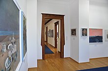 Einer der Ausstellungsräume des Museum Stangenberg Merck.jpg