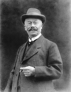 <span class="mw-page-title-main">Emil Jellinek</span> German automobile entrepreneur