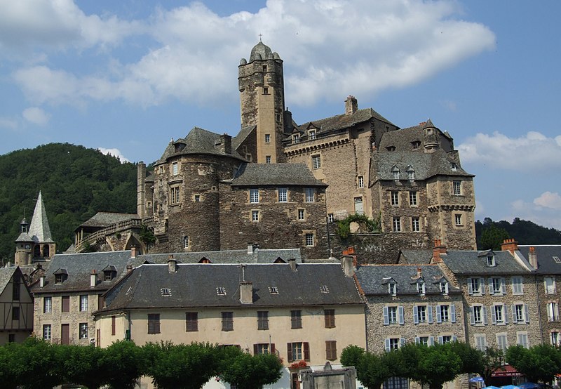 File:Estaing - Chateau 4.jpg