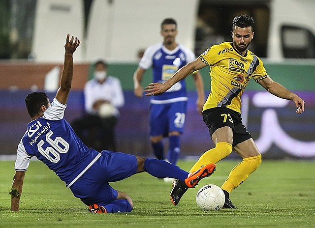 File:Esteghlal FC vs Sepahan FC, 12 August 2022 - 10.jpg - Wikimedia Commons