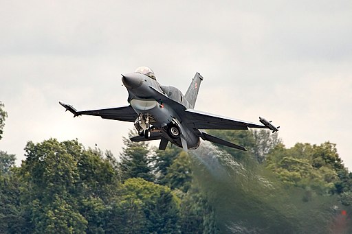 F16 - RIAT 2016 (34213355525)