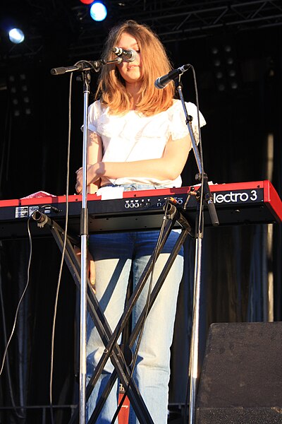 File:First Aid Kit - Folklore Wiesbaden - 2009-08-30 53.jpg