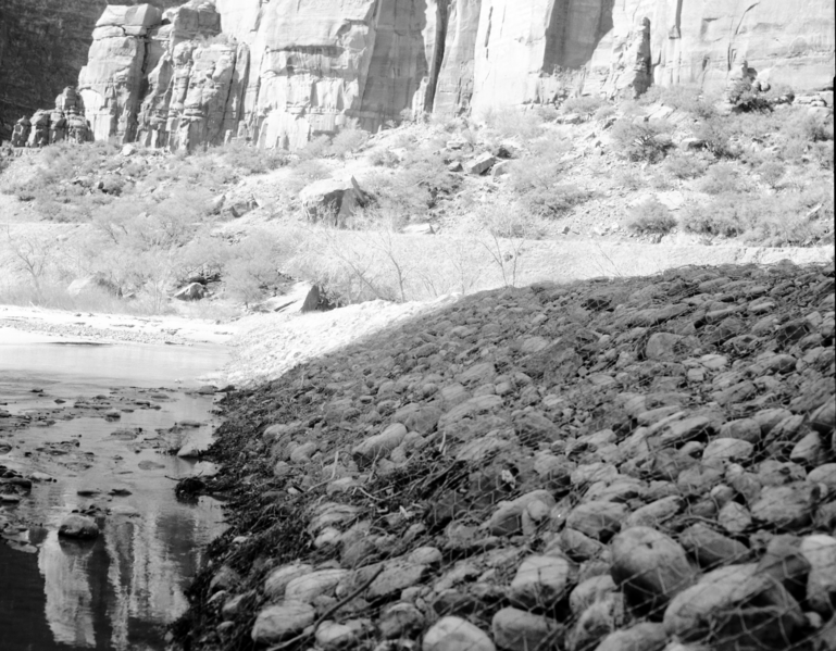 File:Flood protection - wall and basket work. ; ZION Museum and Archives Image ZION 8388 ; ZION 8388 (63e5fbb6426241a1af6357792ca46cd6).tif