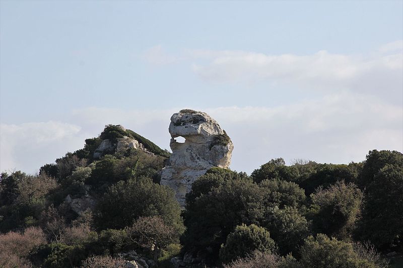 File:Florinas, rocca del Papa (02).jpg