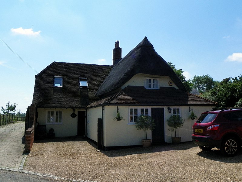 File:GOC Weston-Bygrave 009 Green End Cottage, Weston (18075238944).jpg