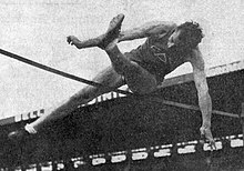 Georges Damitio en juillet 1946, en ciseau.jpg