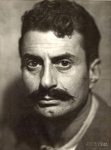 Giovannino Guareschi nel 1945.jpg