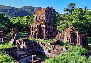 <span class="mw-page-title-main">Go Cam</span> Vietnamese Iron Age archaeological site