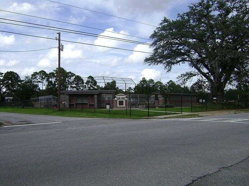 File:Hahira Middle School 9.jpg