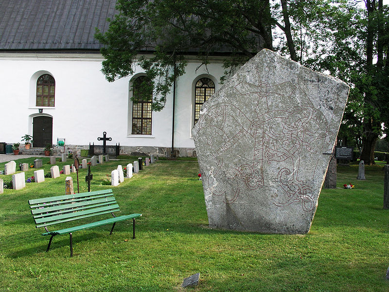 File:Halsingtuna runestone 02.jpg