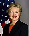 Hillary Clinton, secrétaire d'État officielle crop.jpg