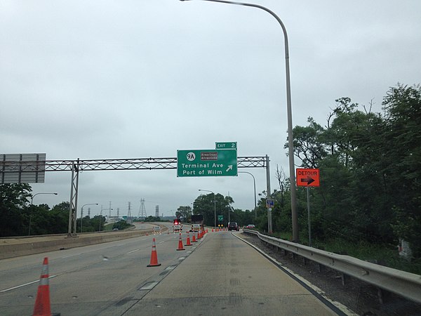 I-495 northbound closed at the DE 9A exit (exit 2) in June 2014 due to tilting support columns on the Christina River bridge