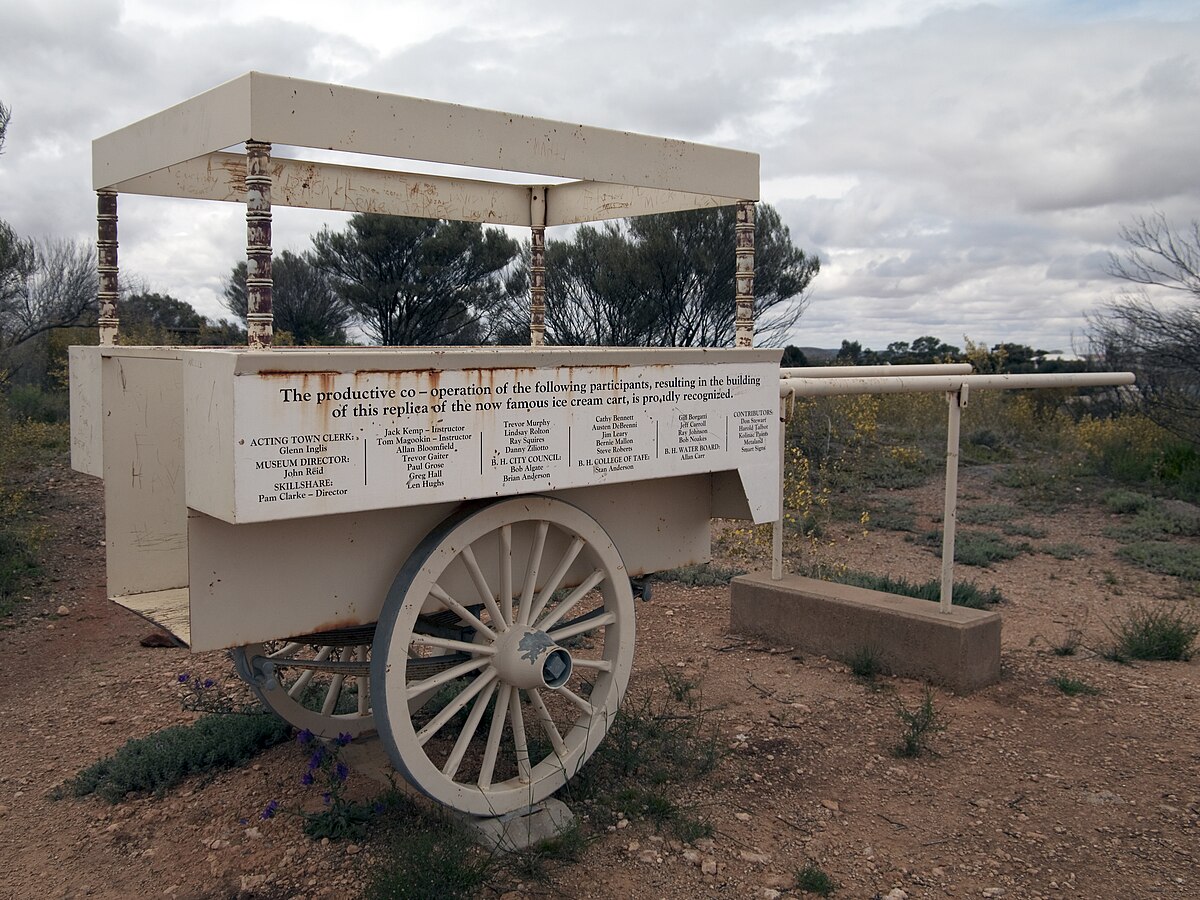 https://upload.wikimedia.org/wikipedia/commons/thumb/2/27/Ice_Cream_Cart.jpg/1200px-Ice_Cream_Cart.jpg