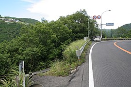 The entrance to mountain path leading to the station from the nearest main road.