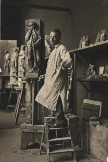 Jens Lund (sculptor).png