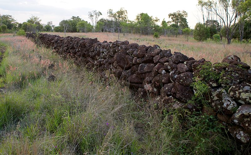 File:Jimbour Dry Stone Wall.jpg