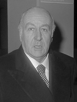 José María de Areilza (1976).jpg