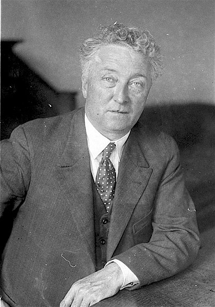 File:Joseph Lyons studio portrait.jpg