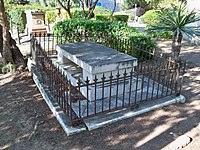 Joseph William Noble's Grave.jpg