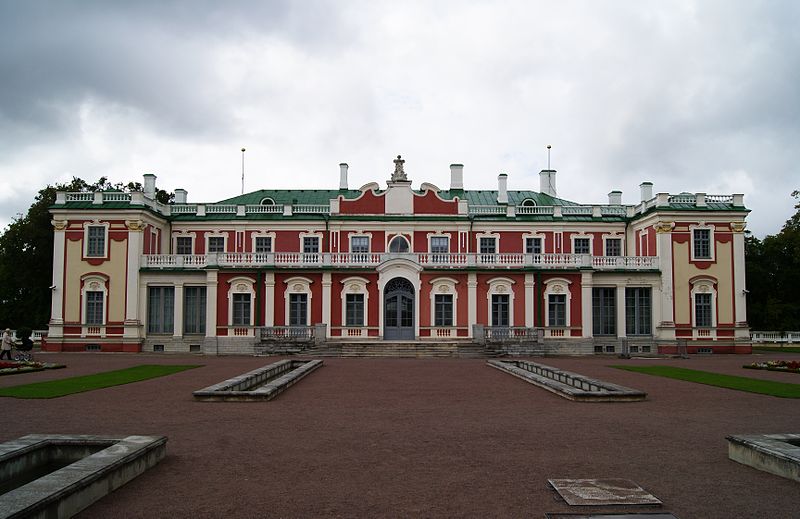 File:Kadriorg Palace (7950146782).jpg