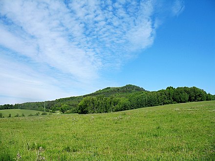 Kamenický vrch (337 m).