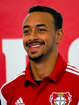 <span class="mw-page-title-main">Karim Bellarabi</span> German footballer (born 1990)