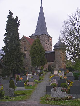 Church and cemetery of Veitlahm Kirche Veitlahm Friedhof.JPG