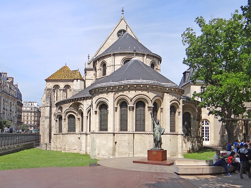 File:L'ancienne église de Saint-Martin-des-Champs (musée des arts et métiers), Paris juin 2014.jpg