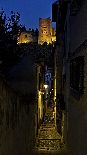 Granada: Toponimia, Símbolos, Geografía