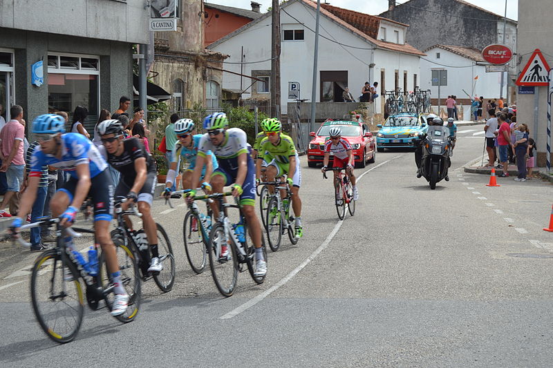 File:La Vuelta a España 2014 - O Rosal (174).JPG