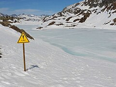 Lac Besson in winter