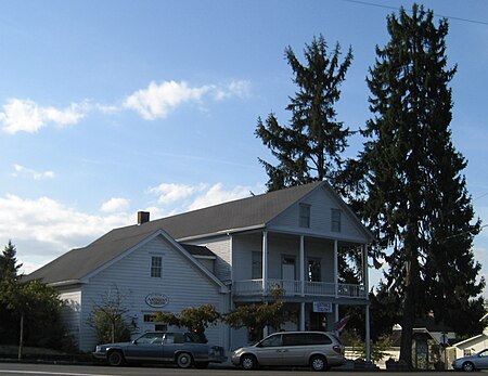 Main Street antique store - Aurora Oregon.jpg