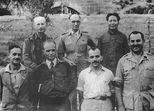 Mao with visiting foreign journalists in 1944 Mao1944.jpg