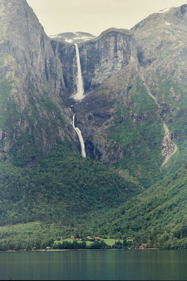 Mardalsfossen